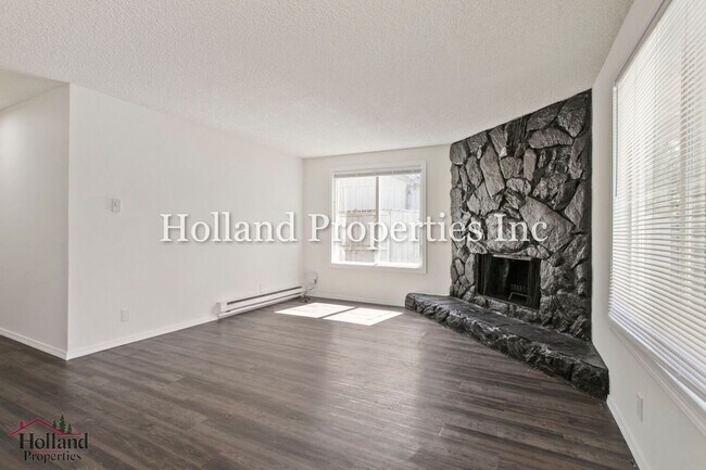 Building Photo - 6685-6687 SW 192nd Ave