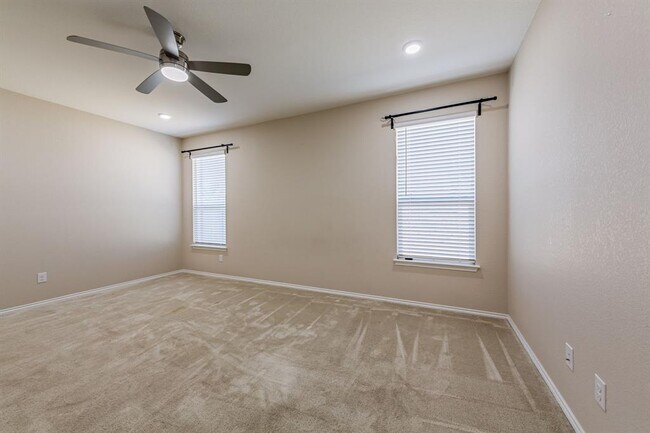 Building Photo - 1113 Arbor Acres Loop