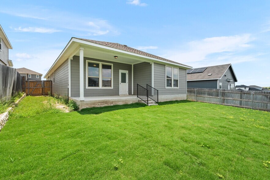 Building Photo - 313 McLintock Rd