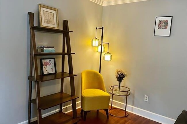 Building Photo - 980 Marys Dr