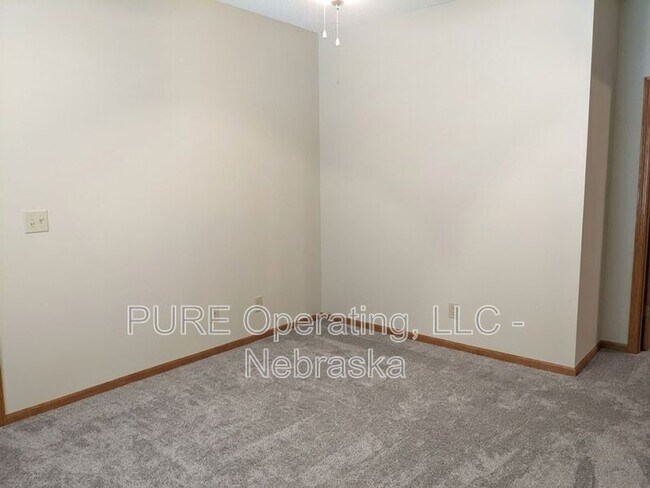 Building Photo - 6408 N 79th Ave