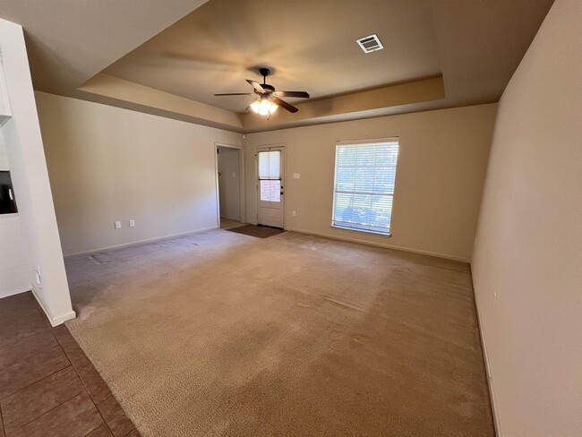 Building Photo - 12275 Cottage Hill Dr