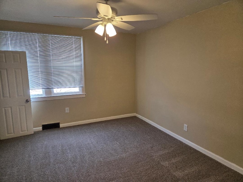 Building Photo - 1009 N Webster St