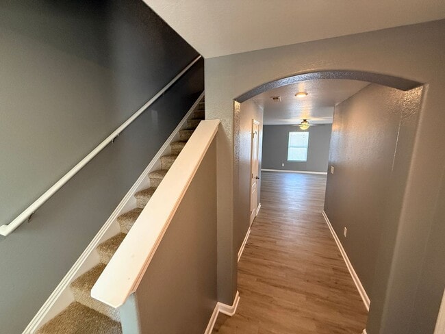 Building Photo - Beautiful Townhome in Charlotte, minutes from the airport