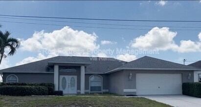Building Photo - 2613 SW 15th Ave