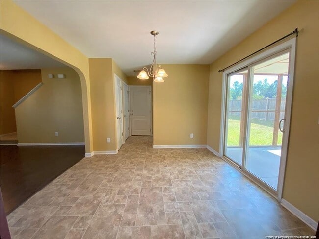 Building Photo - 76 Loyalist Rd