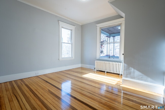 Building Photo - 94 Fairfield Ave