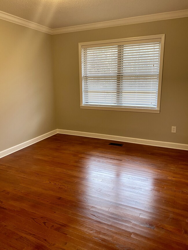 Bedroom - 277 Arkadelphia Rd