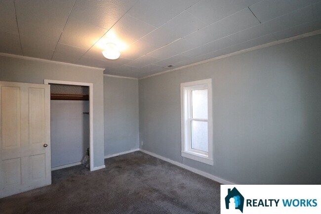 Building Photo - Cozy One Bed One Bath Home