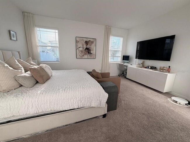 Building Photo - 2289 Treasure Hill St