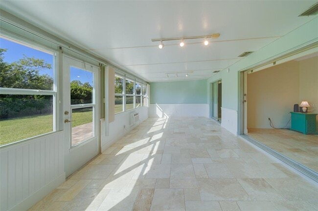 Building Photo - 170 Boca Ciega Point Blvd S