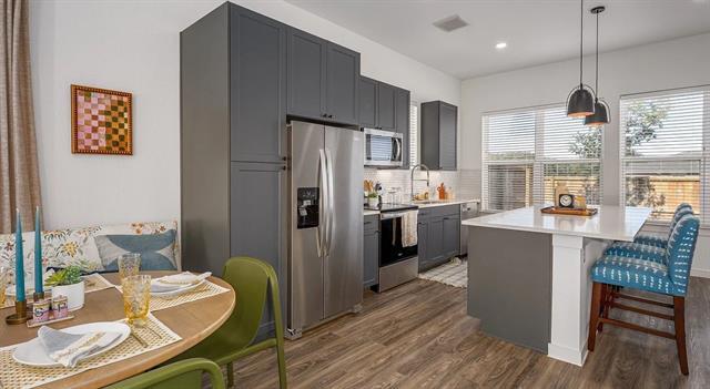 Building Photo - 2205 N Bonnie Brae St