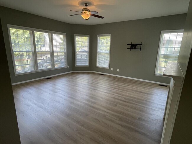 Building Photo - 21825 Wingfoot Ct