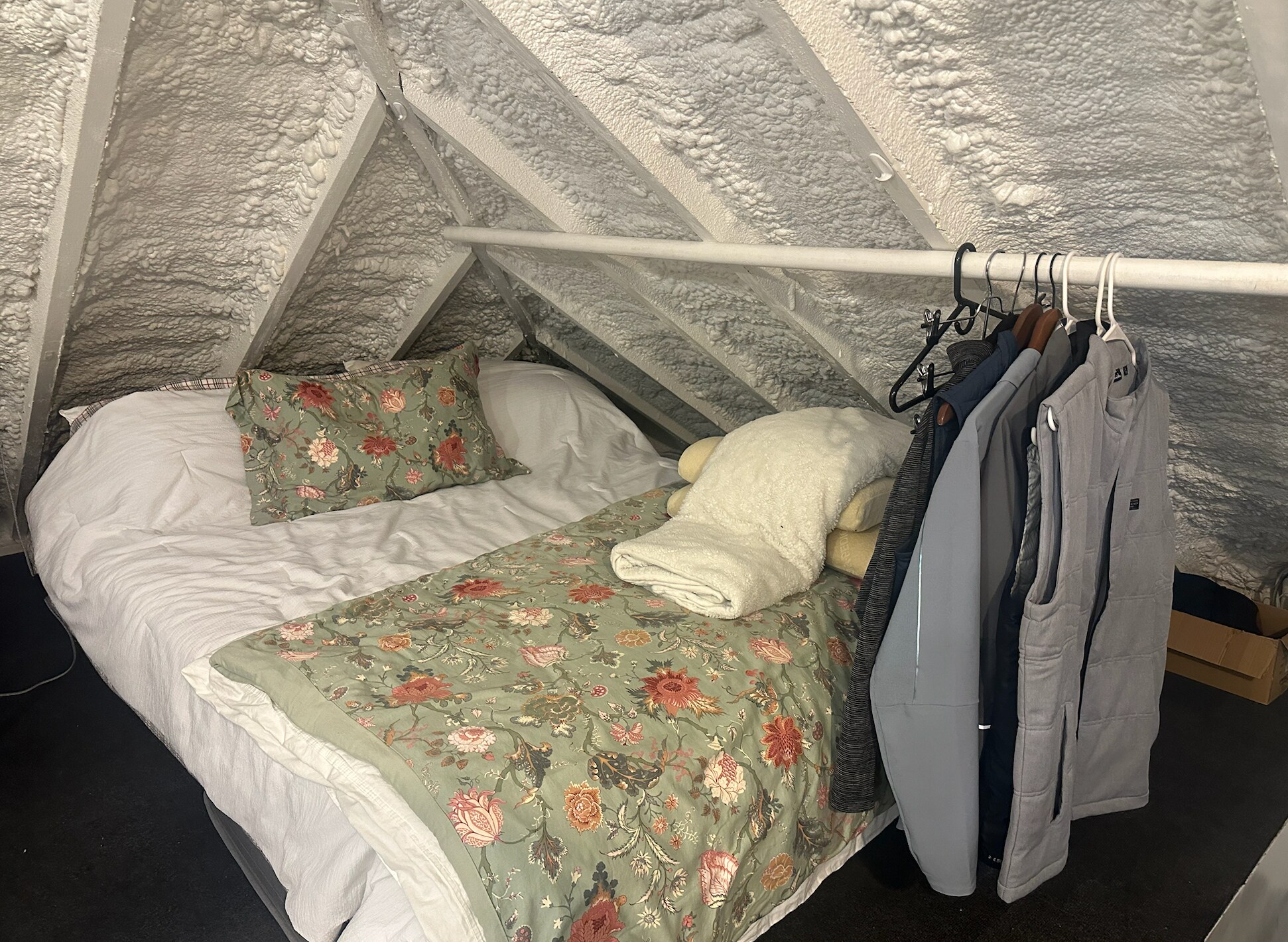 Building Photo - 15 Bothwell Rd