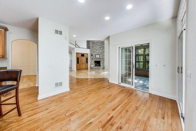 Building Photo - 1620 Timber Woods Ln