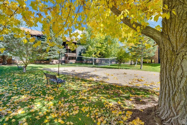 Building Photo - 6861 N 2200 W