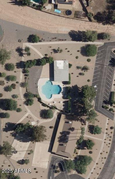 Building Photo - 2136 E Betty Elyse Ln