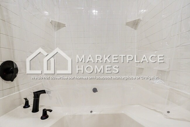 Building Photo - 145 Springvalley Way