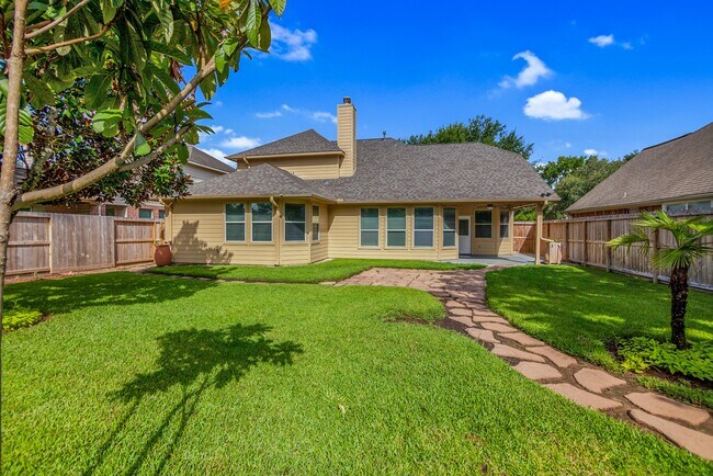 Building Photo - 2919 Silverbit Trail Ln