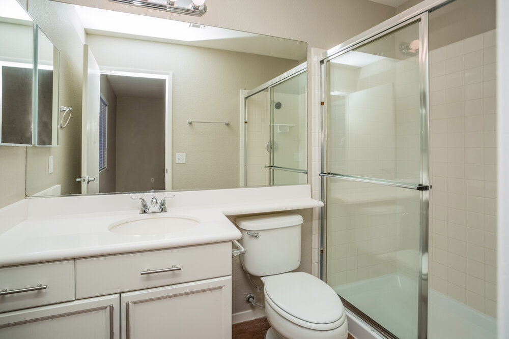 Building Photo - 3307 Epson St