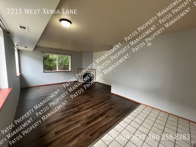 Building Photo - 2215 W Xenia Ln