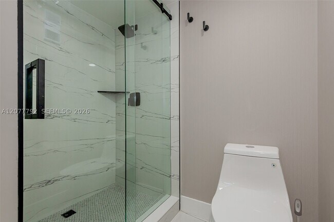 Building Photo - 1709 Whitehall Dr