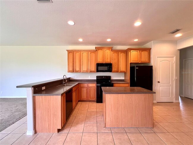 Building Photo - 3283 Hampton Blvd