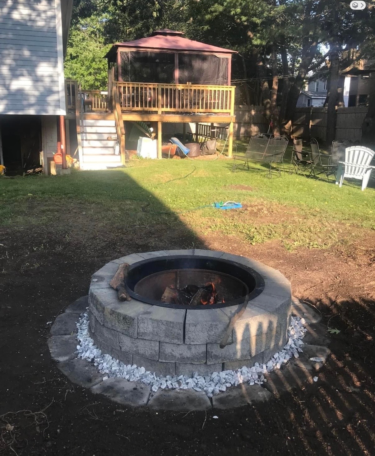 Great outdoor space with a fenced in yard - 11 Sunrise Ave