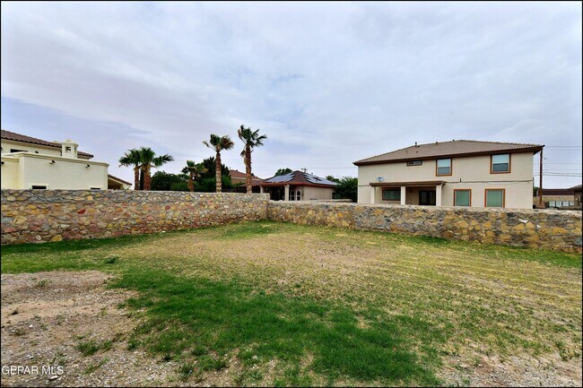 Building Photo - 5973 Cartagena Cir