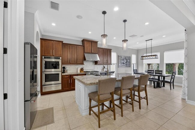 Building Photo - 18233 Leafmore St