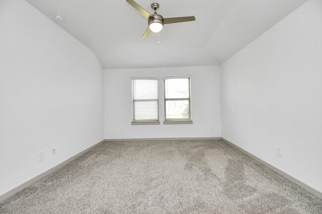 Building Photo - 3943 Canyon Shore Ln