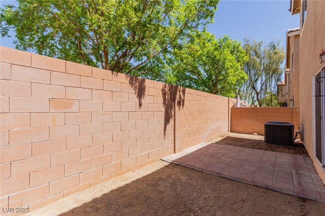 Building Photo - 4496 Shallow Brush Ave