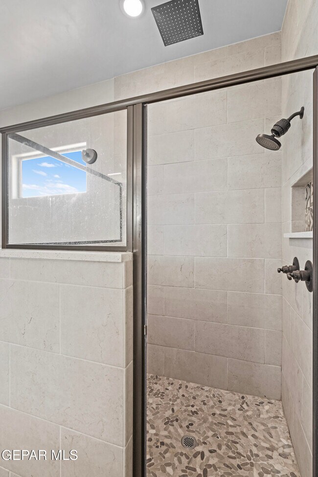 Building Photo - 13445 Emerald Crystal Dr