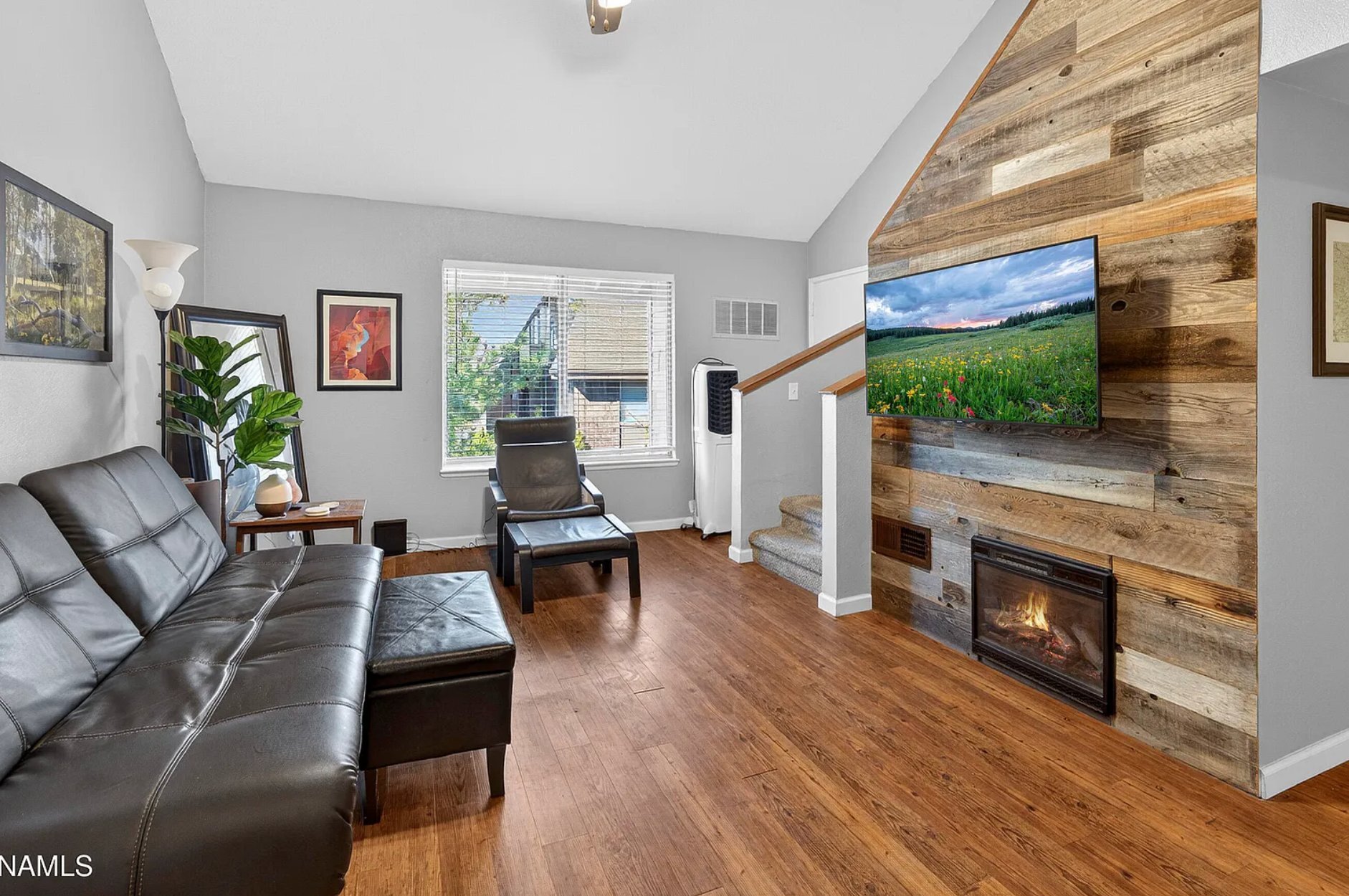 Building Photo - 1200 S Riordan Ranch St