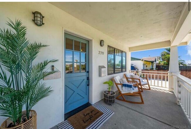 Building Photo - 229 Carnation Ave