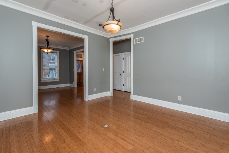 Building Photo - 2213 Missouri Ave
