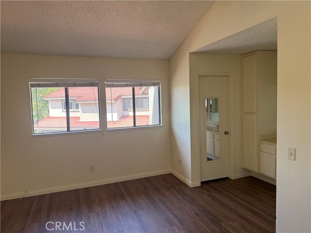 Building Photo - 4686 Canyon Park Ln