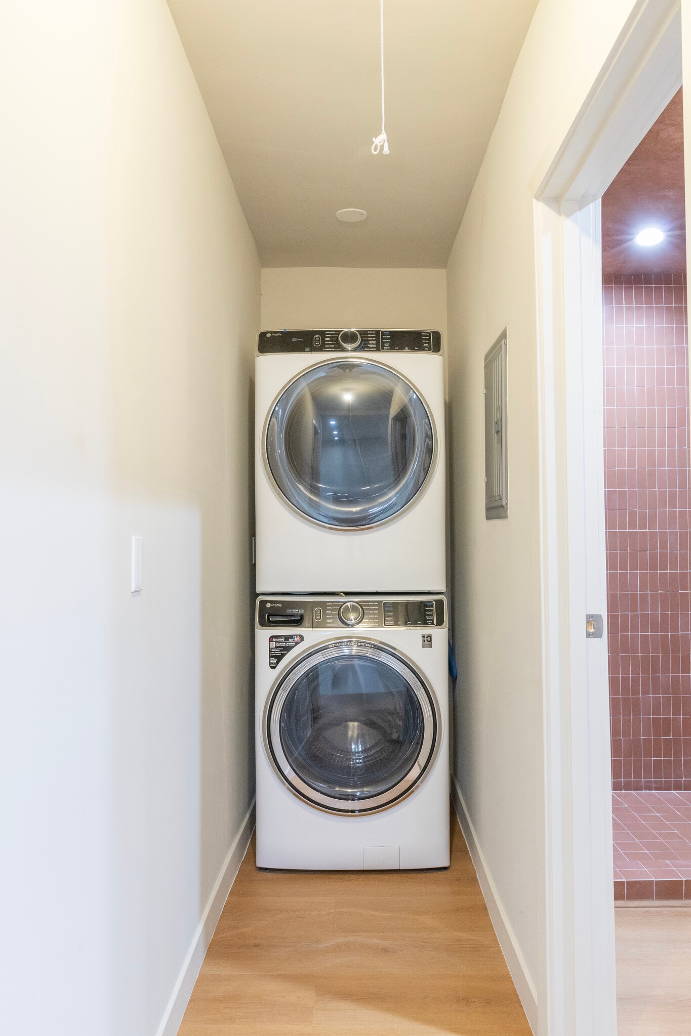 Building Photo - 4519 Finley Ave