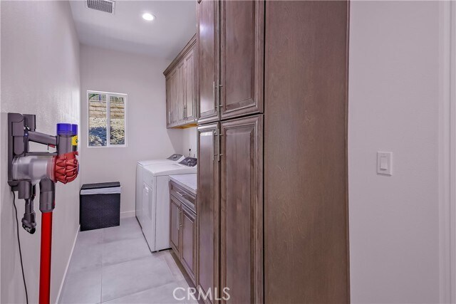 Building Photo - 9190 Puesta Del Sol