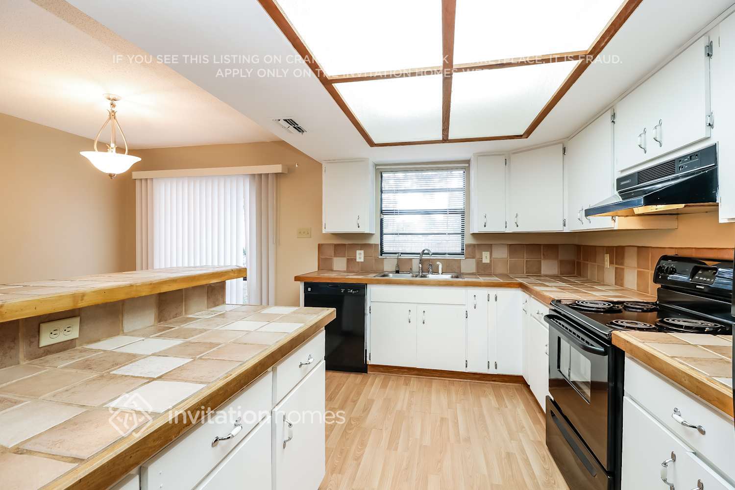 Building Photo - 10992 124th Ave N