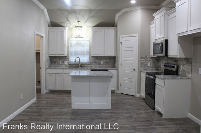 Building Photo - 4 br, 2 bath House - 3314 White Horse Drive