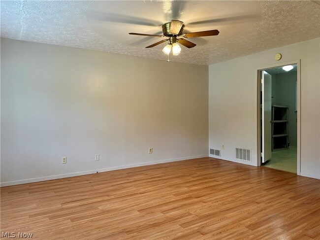 Building Photo - 4827 Dunsmore Ave