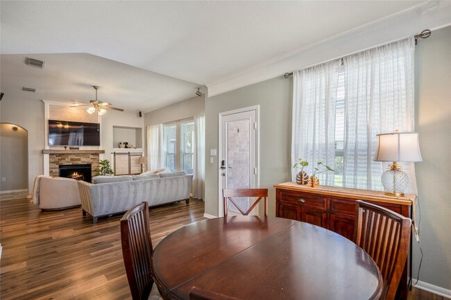 Building Photo - 17603 Fall River Pass Ct