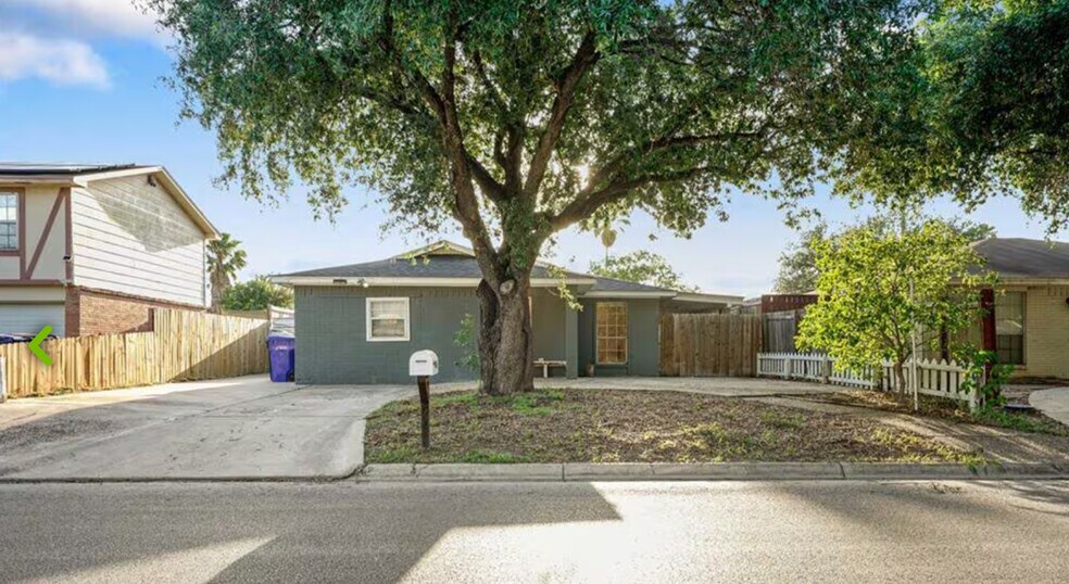 Primary Photo - 2721 N 26th St