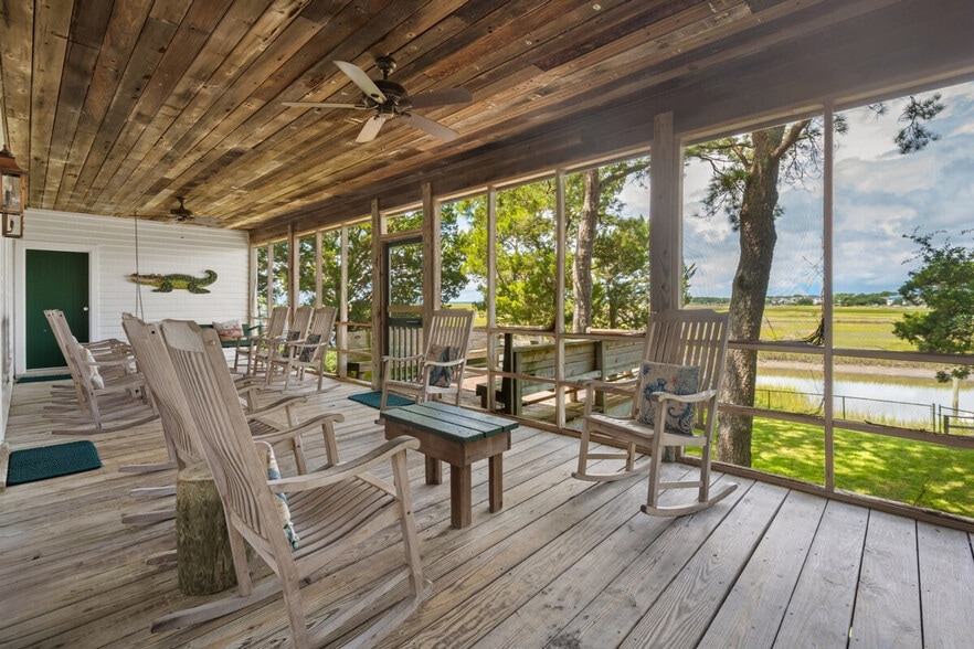 Building Photo - 496 Debordieu Blvd