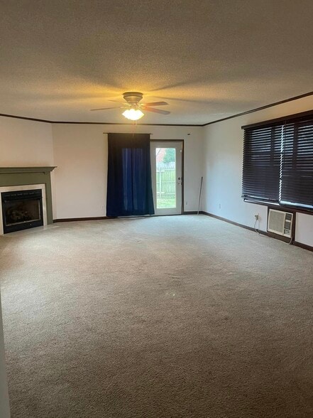 bonus room - 1506 Tamarack Rd