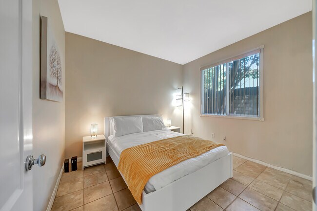 Building Photo - 19301 Lavi Ct