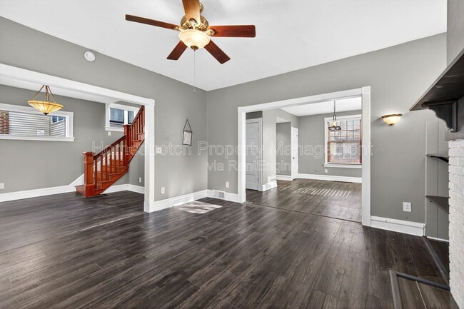 Building Photo - 2424 Oakland Ave