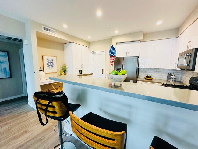 Oh yes. - 355 N Cleveland St