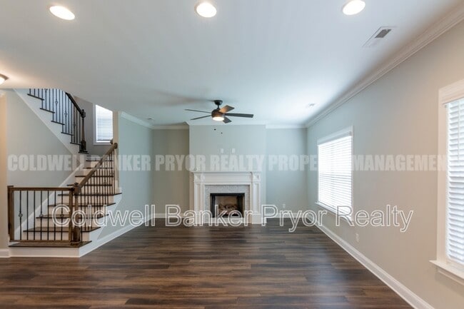 Building Photo - 3578 Red Barn Ln